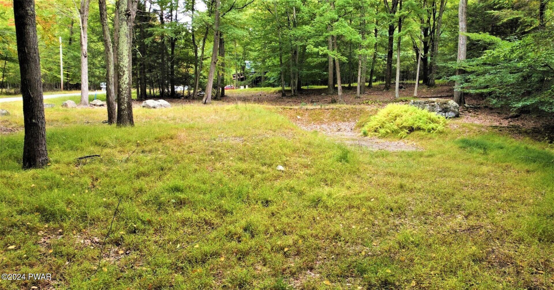 121 Estates Road Greentown, PA 18426 - Photo 1 of 5