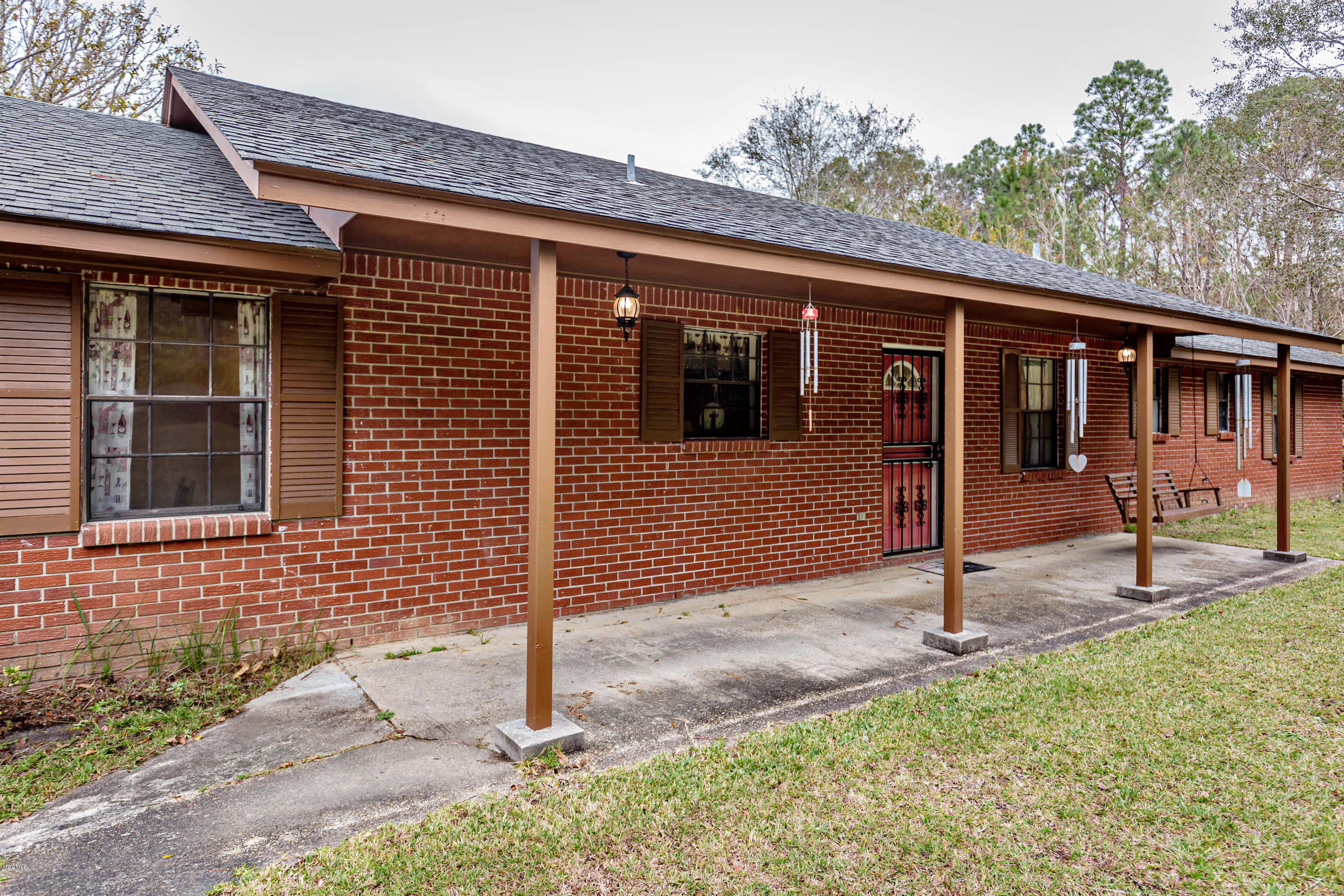 7900 Ocean Springs Road Ocean Springs, MS 39564 - Photo 5 of 64 IMG_2989