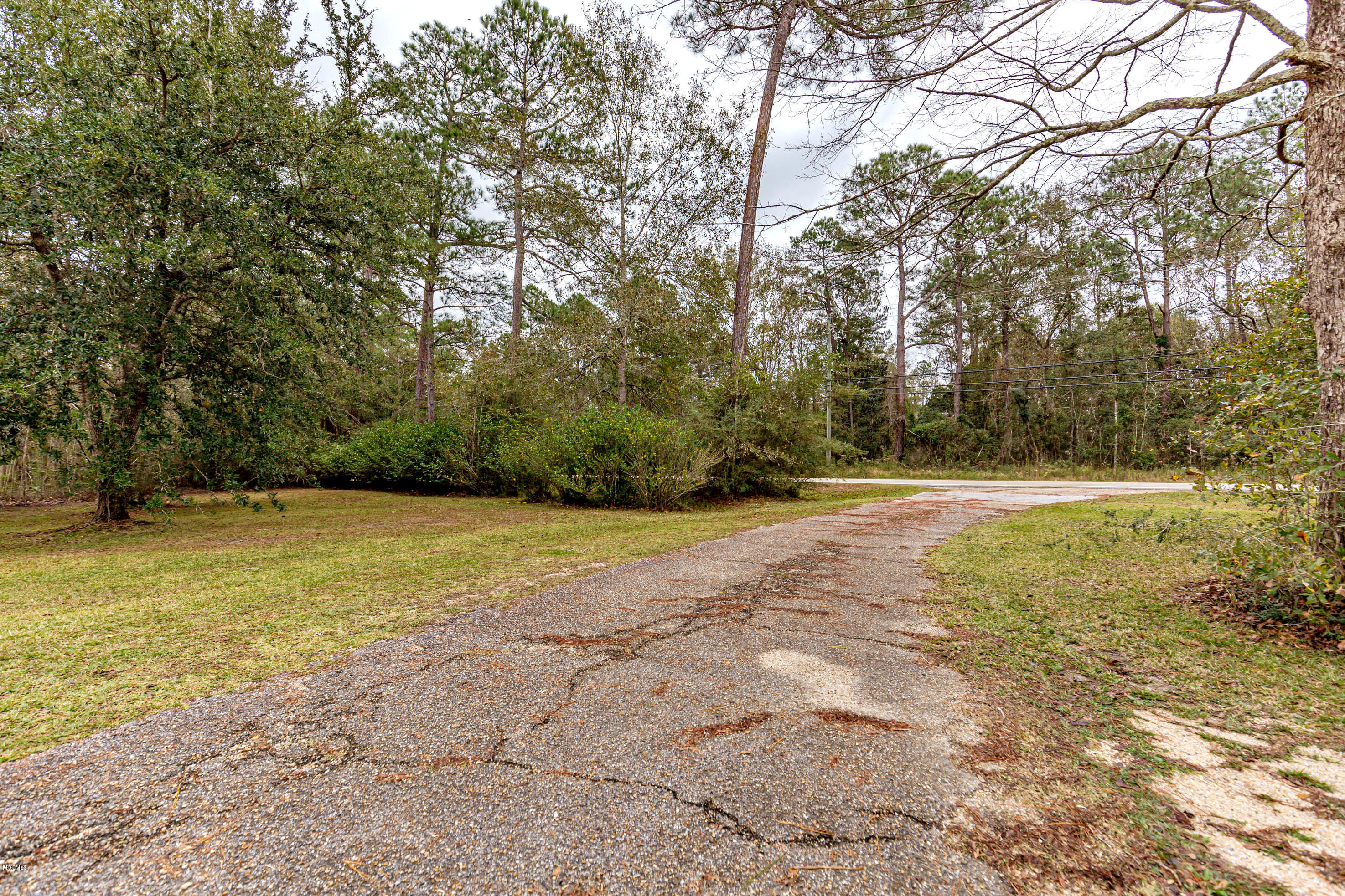 7900 Ocean Springs Road Ocean Springs, MS 39564 - Photo 51 of 64 IMG_3067