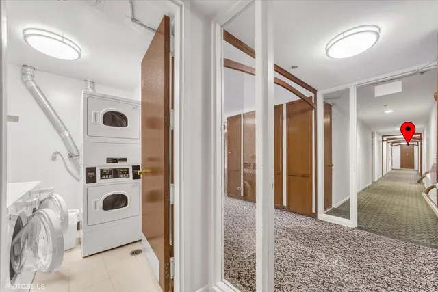 $245,000 | 190 South Wood Dale Road, Unit 200, Wood Dale, IL 60191