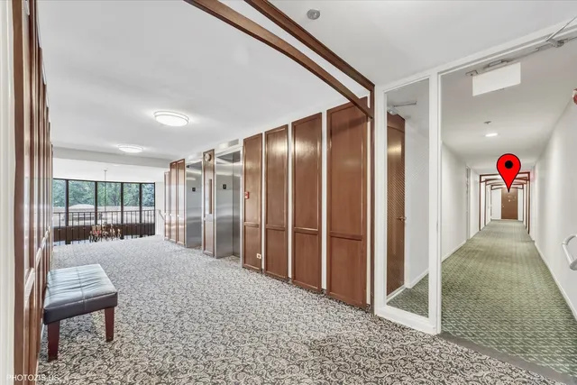 $245,000 | 190 South Wood Dale Road, Unit 200, Wood Dale, IL 60191