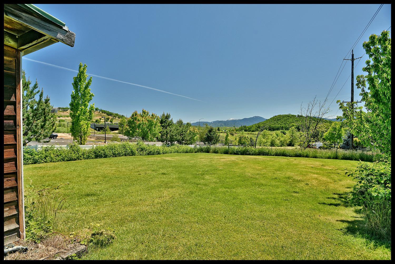 3512 Lone Pine Road Medford, OR 97504 - Photo 4 of 35 Additional Photo