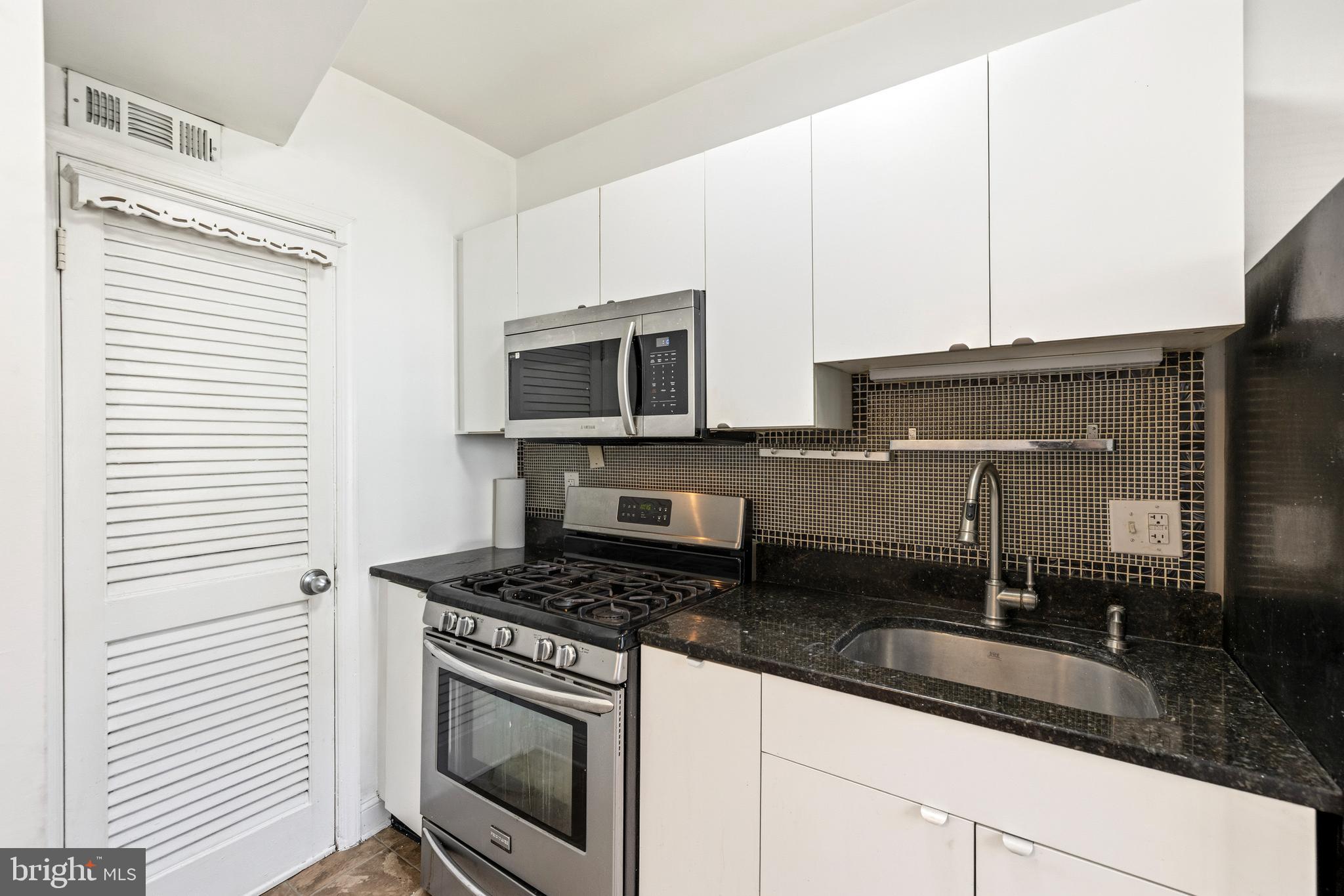 1938 Capitol Avenue Northeast Washington, DC 20002 - Photo 10 of 28