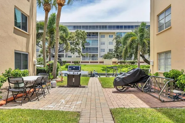 $374,900 | 1350 North Portofino Drive, Unit 107, Sarasota, FL 34242