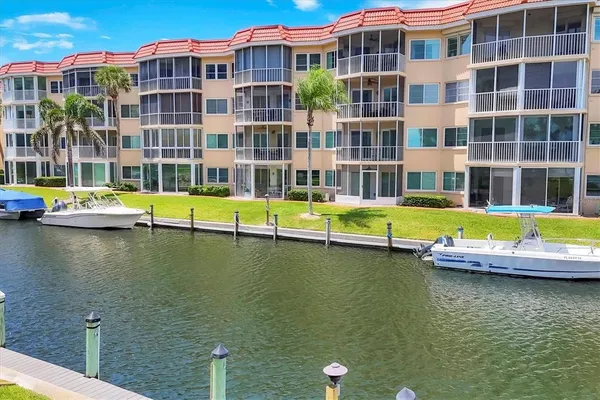 $374,900 | 1350 North Portofino Drive, Unit 107, Sarasota, FL 34242