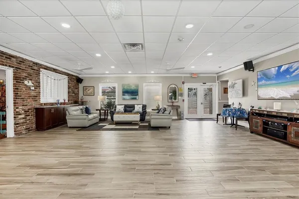 $374,900 | 1350 North Portofino Drive, Unit 107, Sarasota, FL 34242