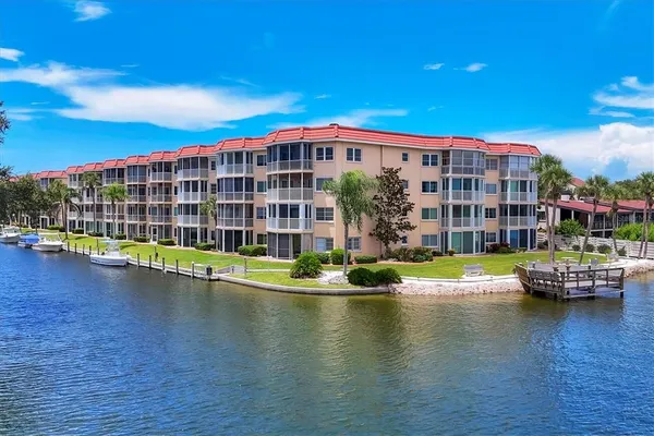 $374,900 | 1350 North Portofino Drive, Unit 107, Sarasota, FL 34242