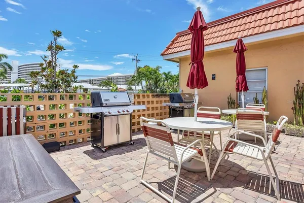 $374,900 | 1350 North Portofino Drive, Unit 107, Sarasota, FL 34242