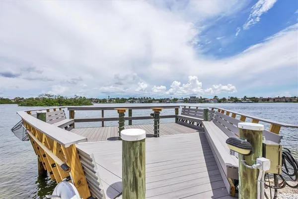 $374,900 | 1350 North Portofino Drive, Unit 107, Sarasota, FL 34242