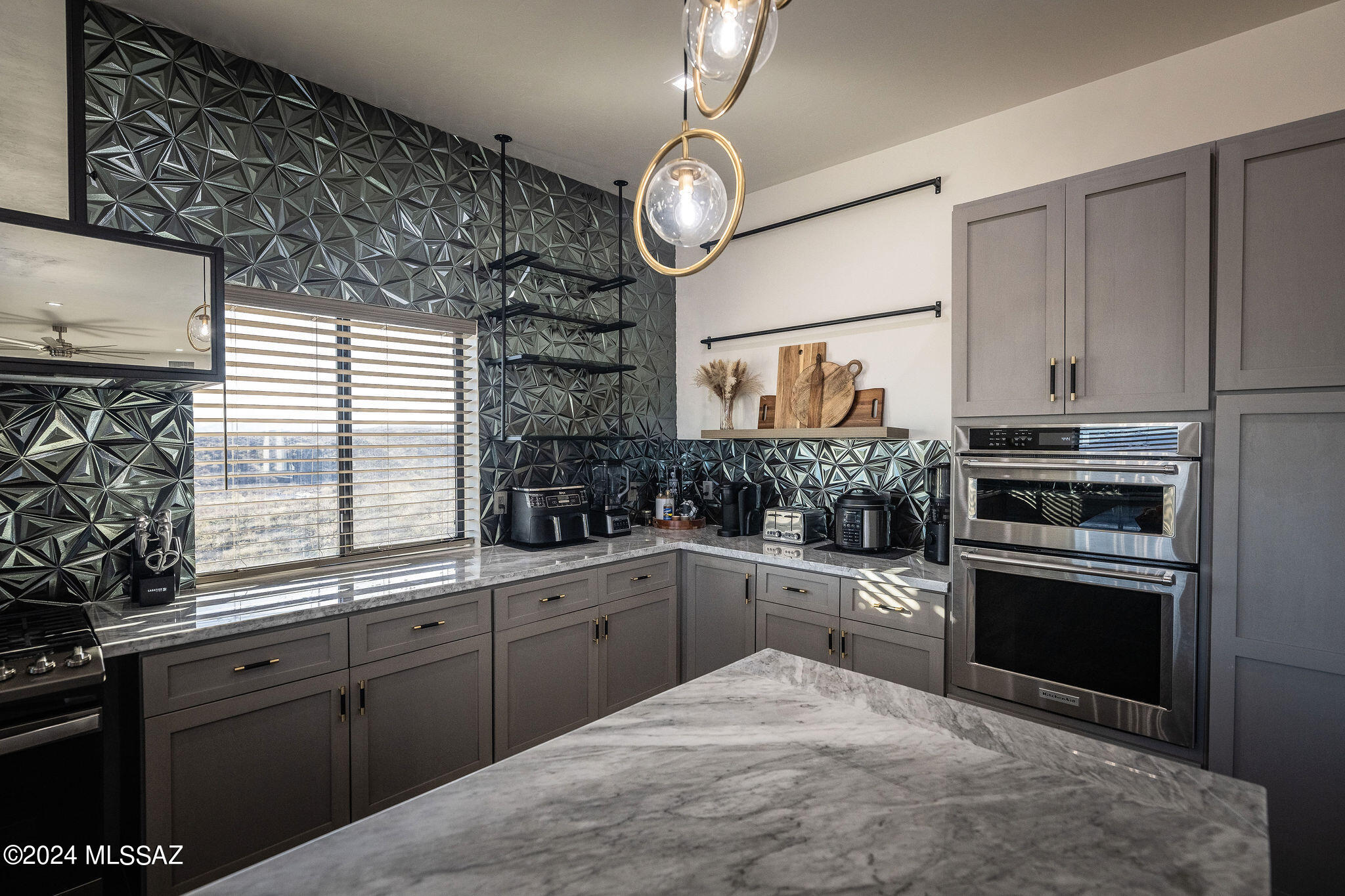 1281 Calle Tubatana Rio Rico, AZ 85648 - Photo 10 of 36 Gallery Image 10