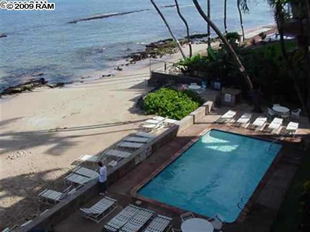 3732 Lower Honoapiilani Road, Unit 403 Lahaina, HI 96761 - Photo 3 of 13 Gallery Image 3