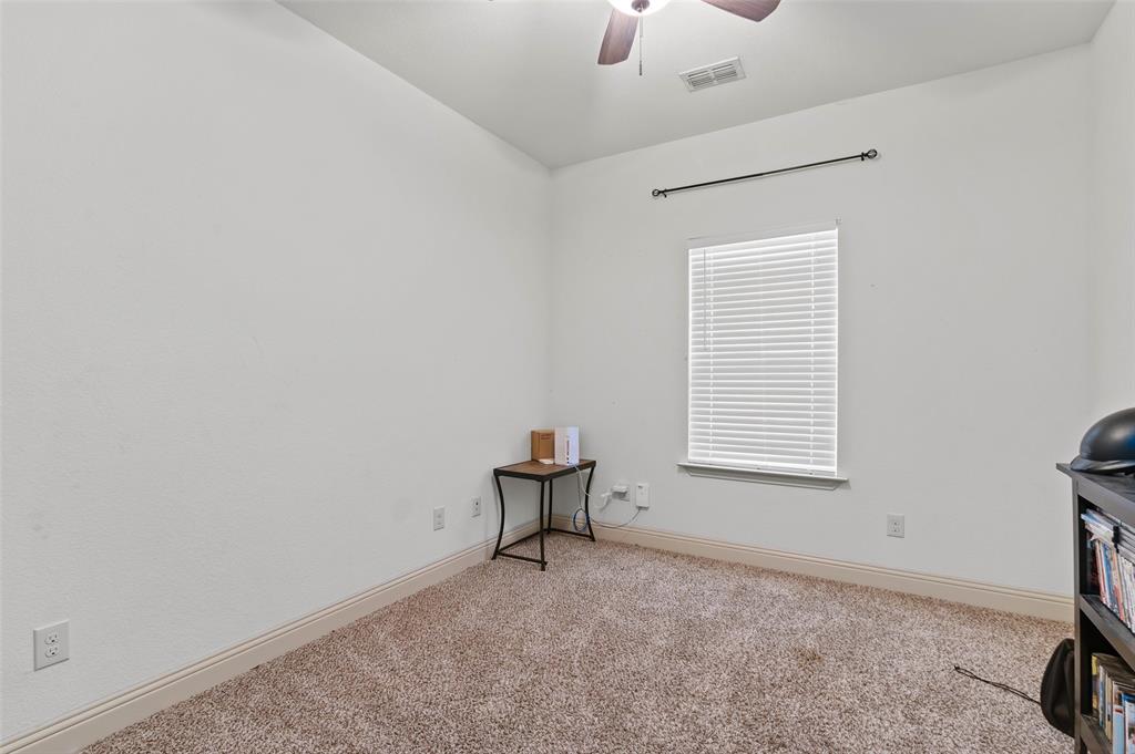 705 La Paloma Road Sanger, TX 76266 - Photo 22 of 29