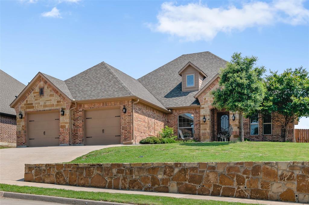 705 La Paloma Road Sanger, TX 76266 - Photo 3 of 29