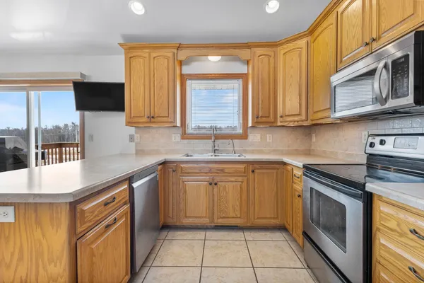 $499,900 | 2937 Firethorn Court, Suamico, WI 54313