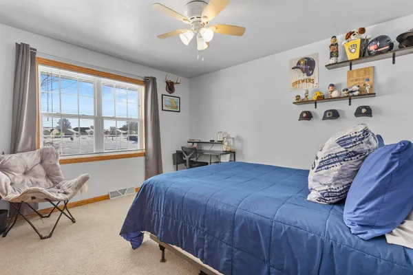 $499,900 | 2937 Firethorn Court, Suamico, WI 54313