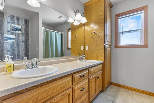 $499,900 | 2937 Firethorn Court, Suamico, WI 54313