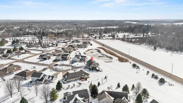 $499,900 | 2937 Firethorn Court, Suamico, WI 54313