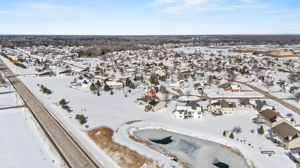 $499,900 | 2937 Firethorn Court, Suamico, WI 54313