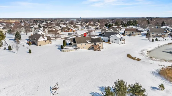 $499,900 | 2937 Firethorn Court, Suamico, WI 54313