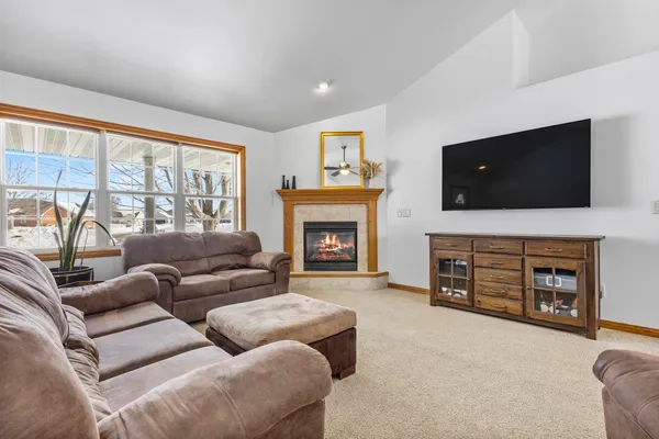 $499,900 | 2937 Firethorn Court, Suamico, WI 54313