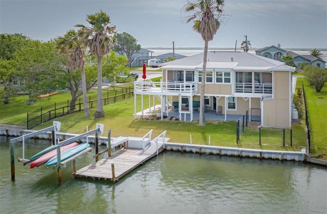 316 Copano Ridge Road Rockport, TX 78382 - Photo 36 of 37