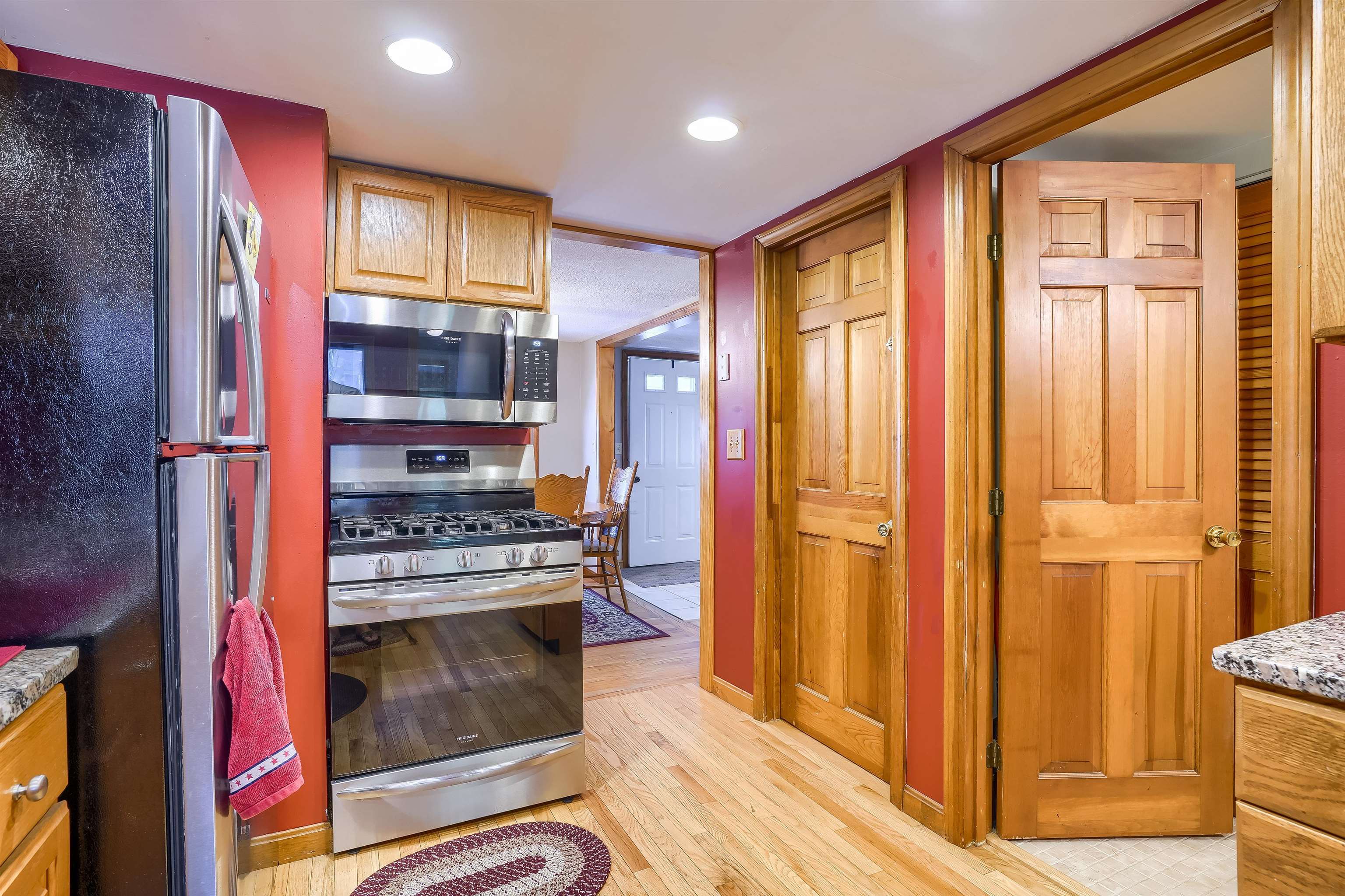 138 Turkey Hill Road Merrimack, NH 03054 - Photo 17 of 31