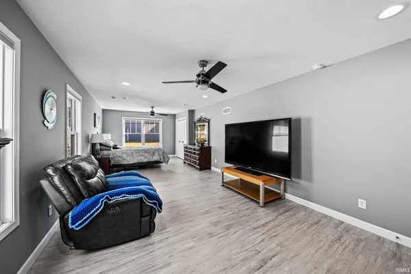 $1,159,000 | 25983 Lake Drive, Elkhart, IN 46514