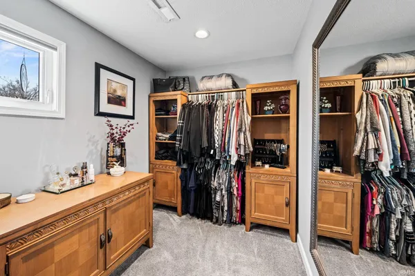 $1,159,000 | 25983 Lake Drive, Elkhart, IN 46514