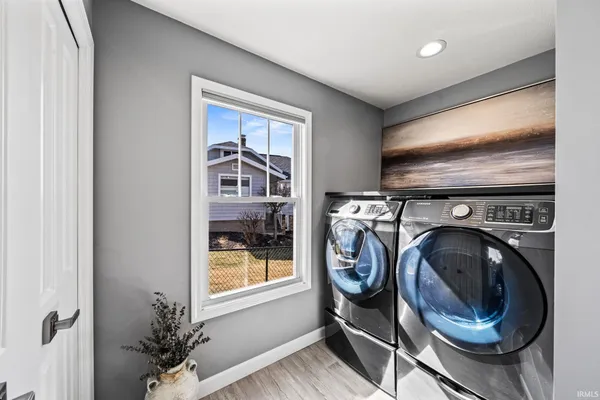 $1,159,000 | 25983 Lake Drive, Elkhart, IN 46514