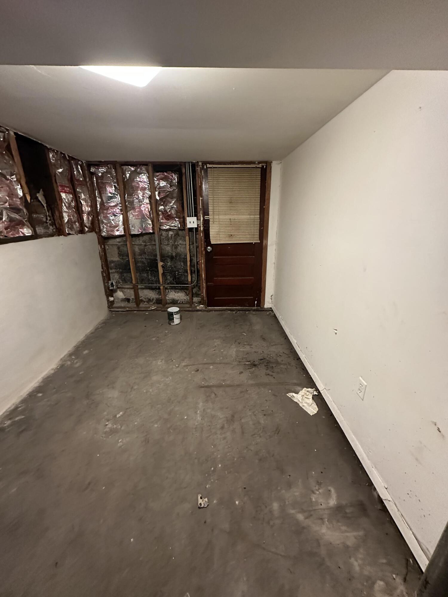 2371 Monroe Street Gary, IN 46407 - Photo 7 of 17