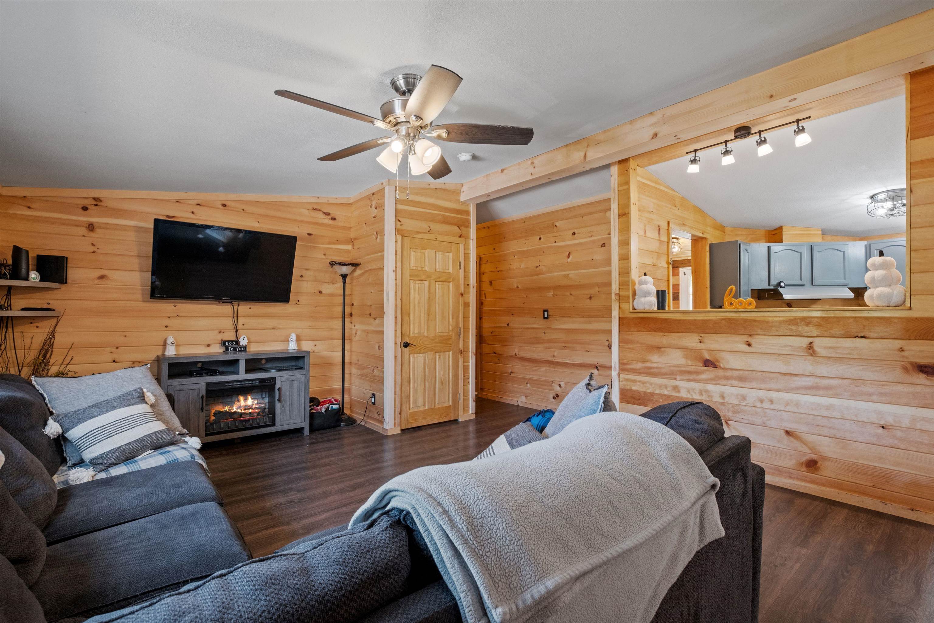 356 Pleasant Street Ryegate, VT 05069 - Photo 6 of 45 Gallery Image 6