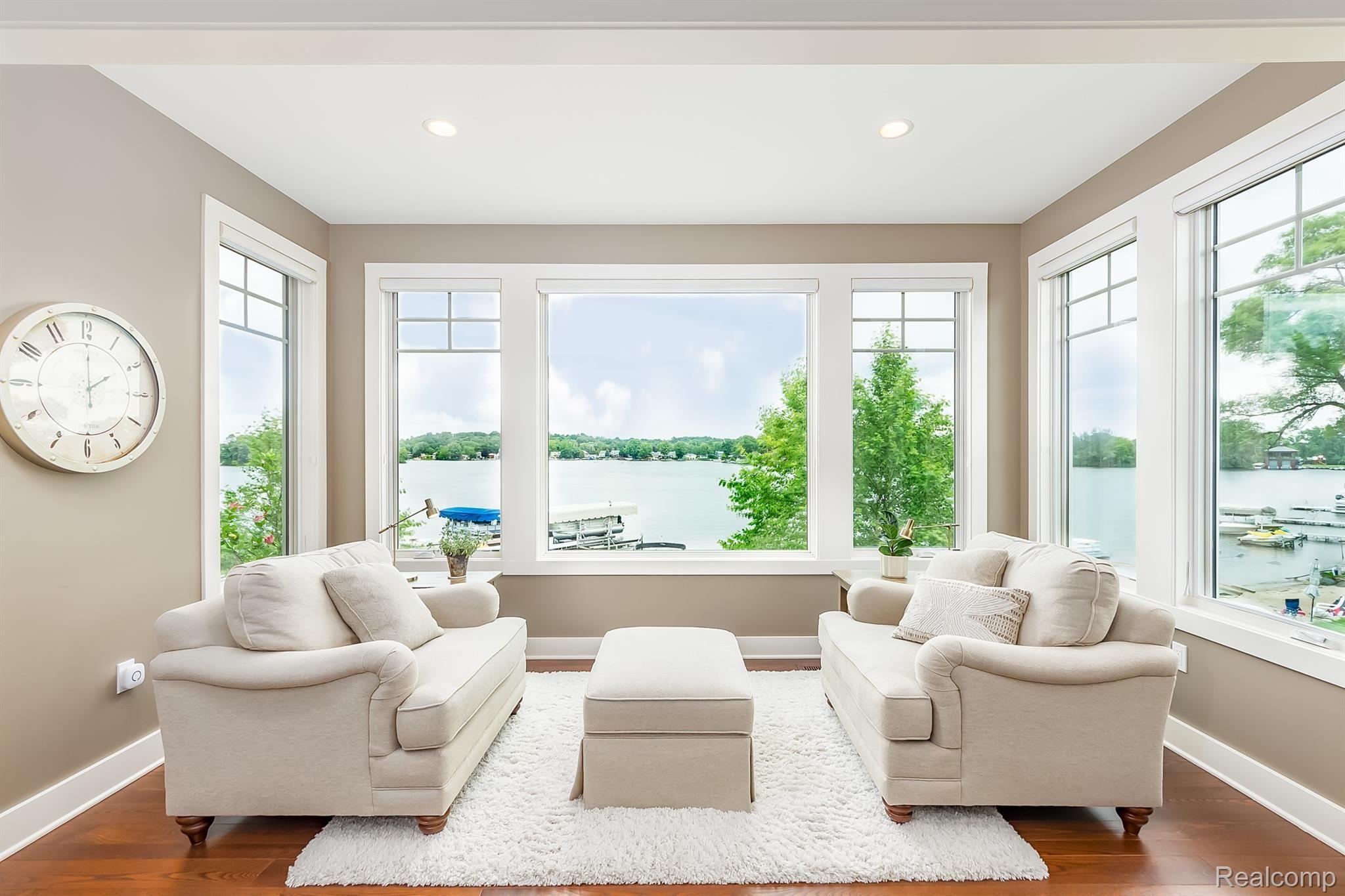 8309 Hilton Road Brighton, MI 48114 - Photo 15 of 56 Additional seating area overlooking the lake
