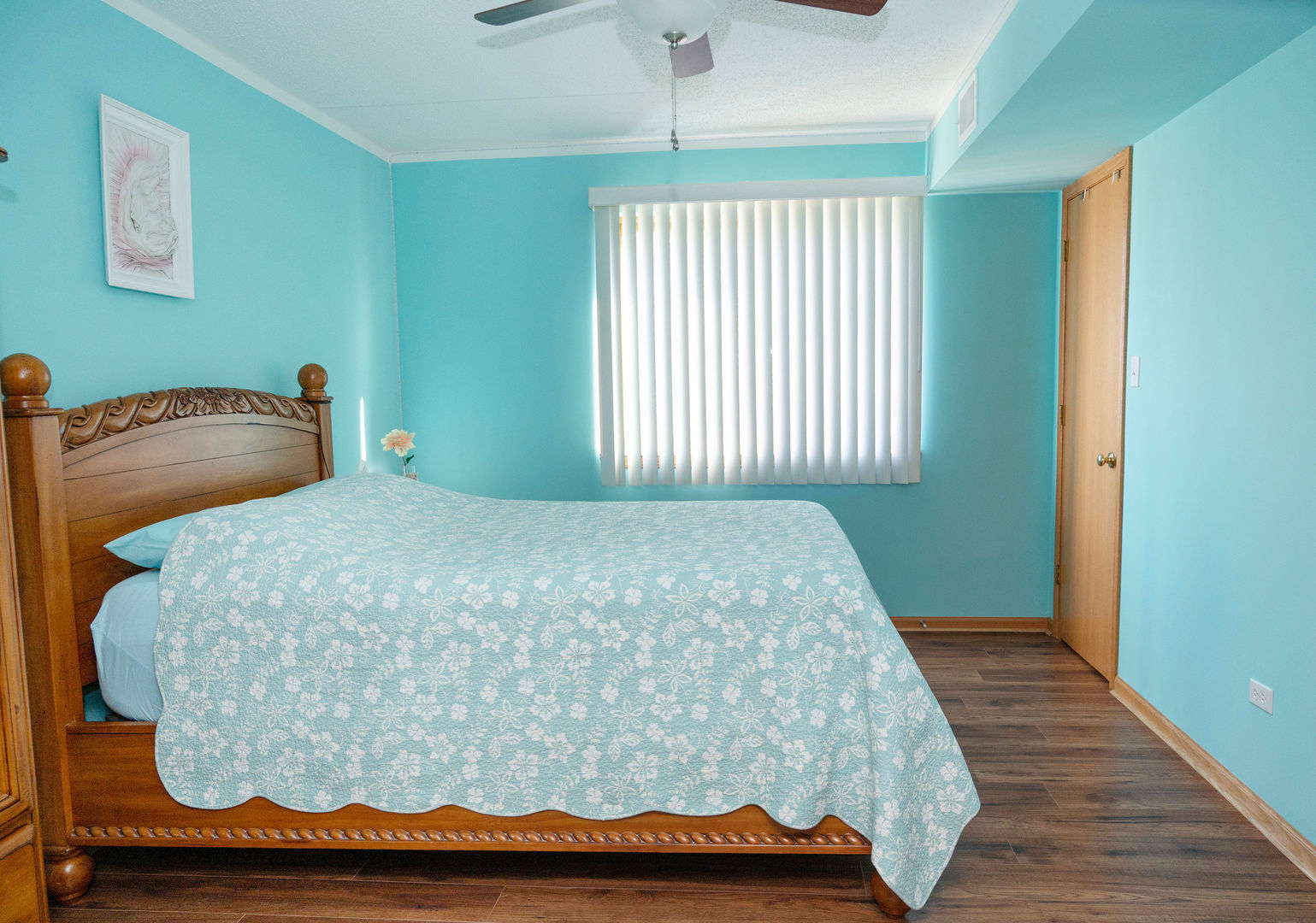 18124 Rita Road, Unit 2C Tinley Park, IL 60477 - Photo 15 of 23 a bedroom with a bed and a window