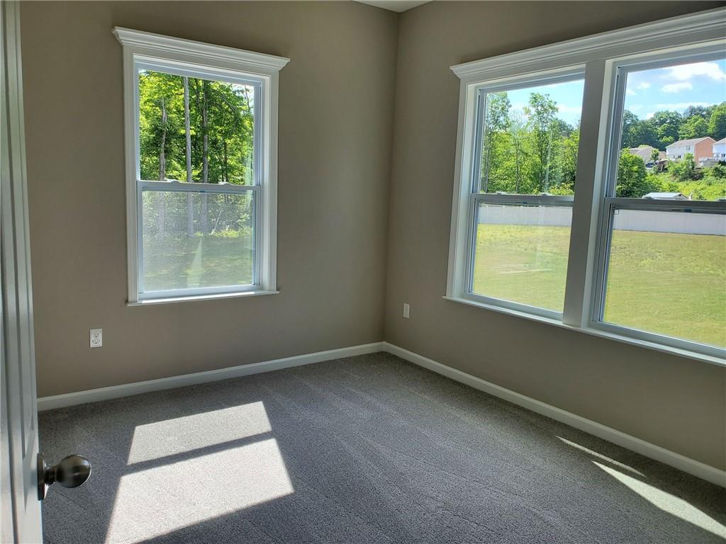 228 Ridgecrest Court Trafford, PA 15085 - Photo 10 of 16 Gallery Image 10