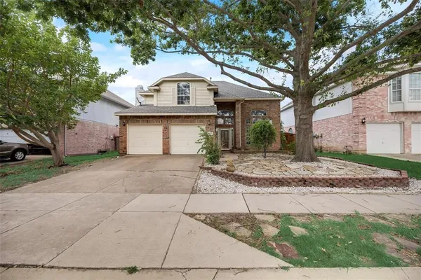 $2,600 | 2113 Glenmont Drive, Plano, TX 75023