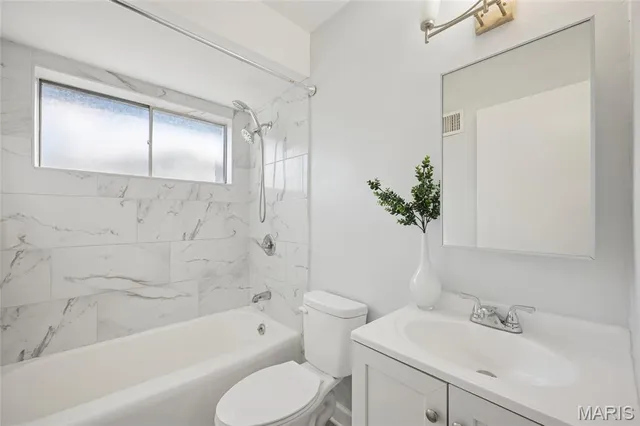 $285,000 | 1540 Park Way Drive, University City, MO 63130