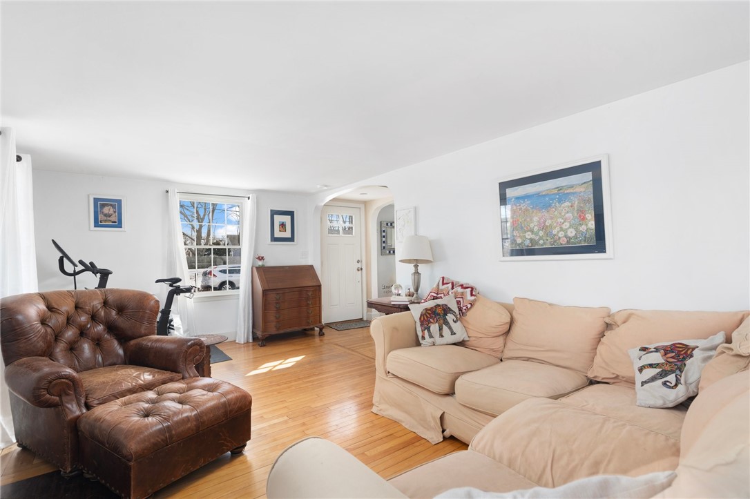 75 Overfield Road East Greenwich, RI 02818 - Photo 16 of 39