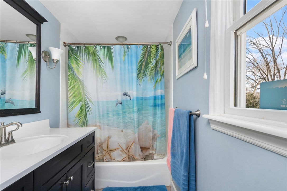 75 Overfield Road East Greenwich, RI 02818 - Photo 24 of 39