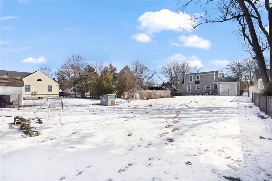 75 Overfield Road East Greenwich, RI 02818 - Photo 26 of 39