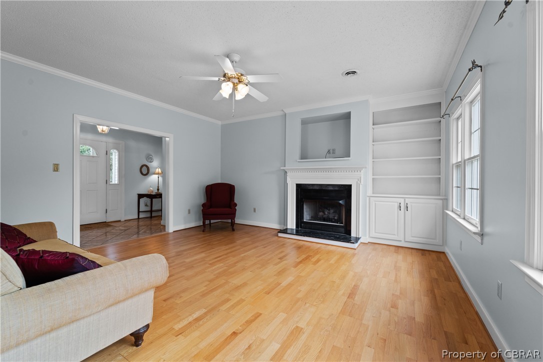 3570 State Rte 656 Powhatan, VA 23139 - Photo 9 of 39 Family Room