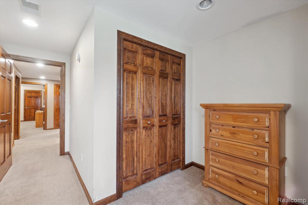 5167 Hunters Ridge Holly, MI 48442 - Photo 35 of 63