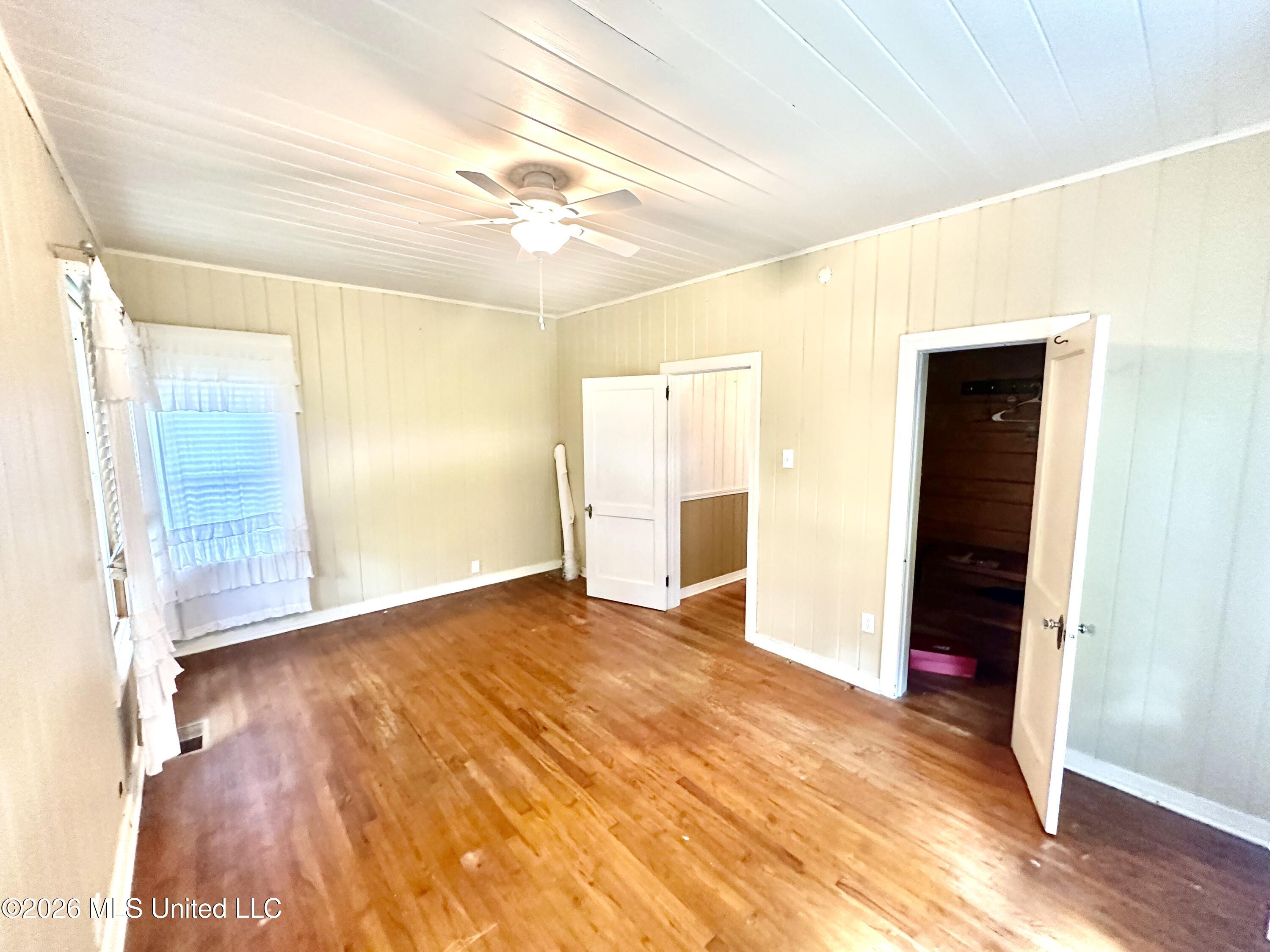 512 West Minnesota Street Brookhaven, MS 39601 - Photo 13 of 19 Third bedroom