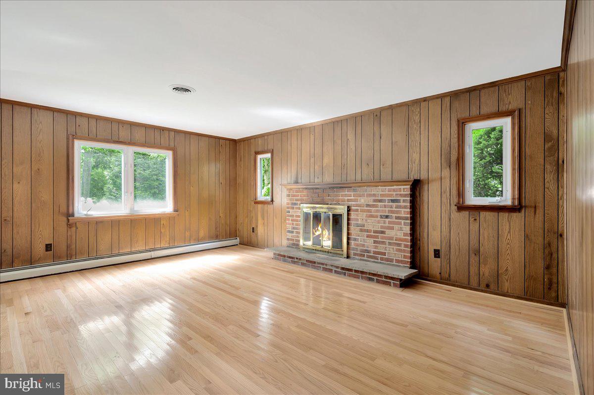 430 Valley Hill Road Exton, PA 19341 - Photo 24 of 44 Great room w/FP