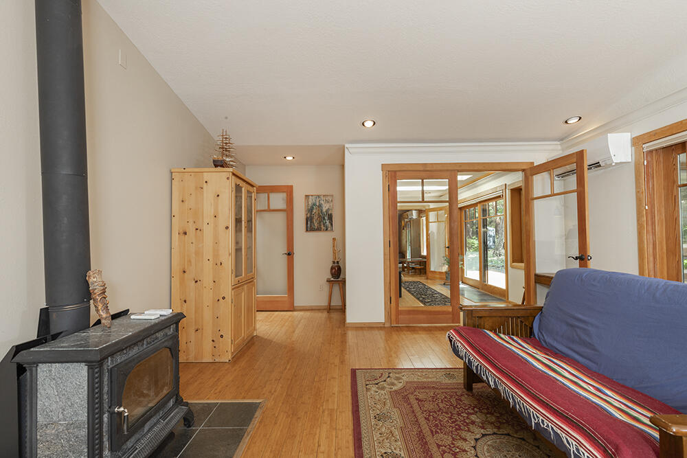 8843 Deer Creek Road Selma, OR 97538 - Photo 16 of 65 16