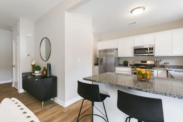 $291,750 | 935 Paula Court, Hobart, IN 46342