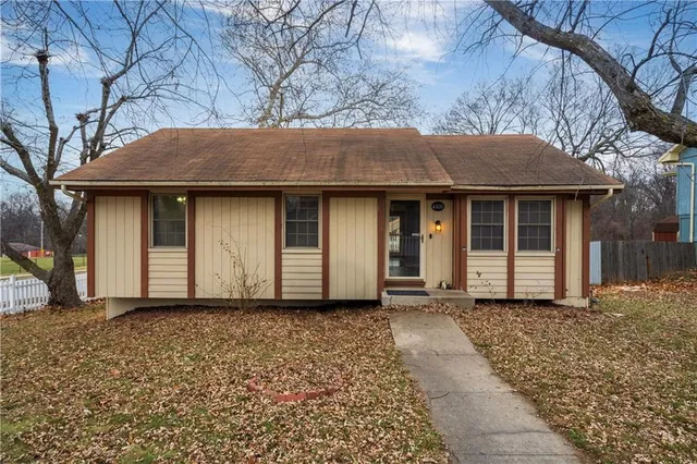 $240,000 | 4800 North Bellaire Avenue, Kansas City, MO 64119