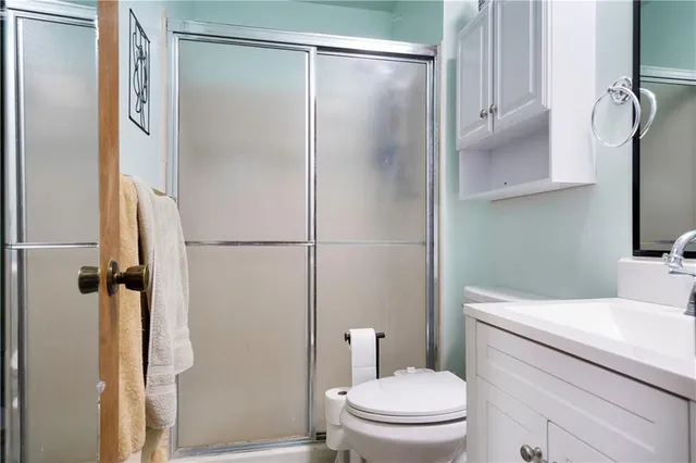 $240,000 | 4800 North Bellaire Avenue, Kansas City, MO 64119