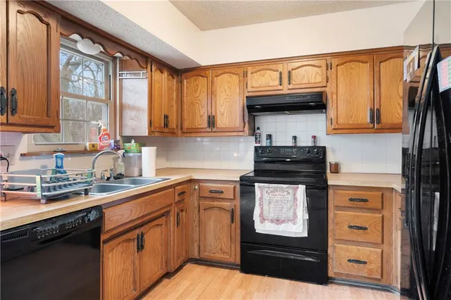 $240,000 | 4800 North Bellaire Avenue, Kansas City, MO 64119