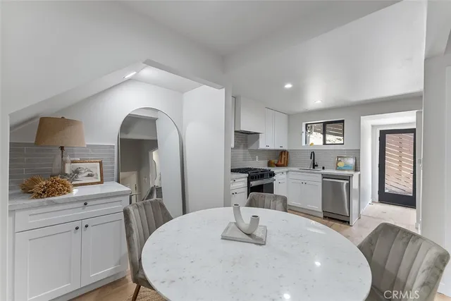 $4,995 | 755 Crane Boulevard, Los Angeles, CA 90065