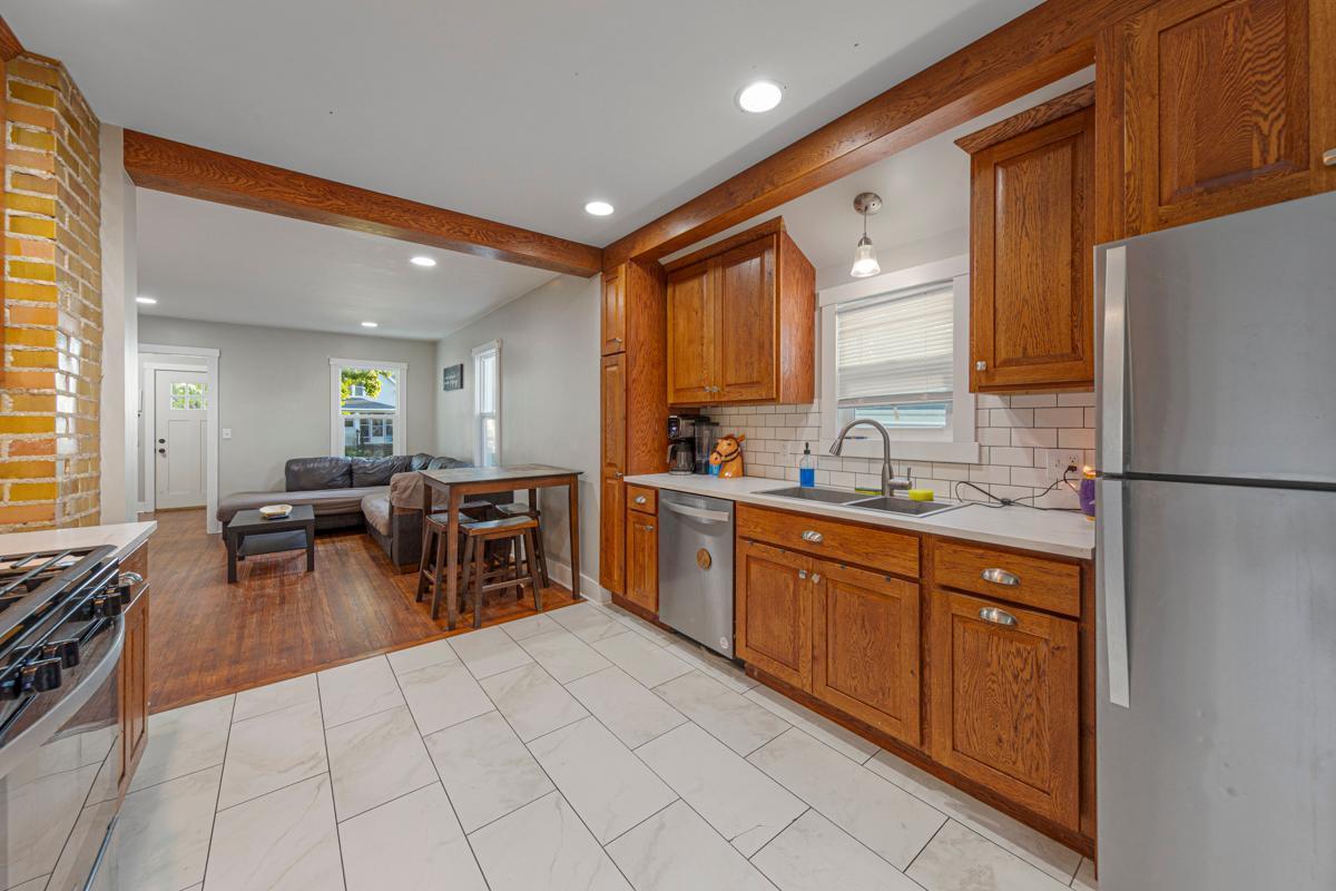 106 6th Avenue Ellendale, MN 56026 - Photo 18 of 30